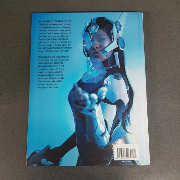 Blizzard Cosplay Art Book - Blue and White - Picture 2 of 7
